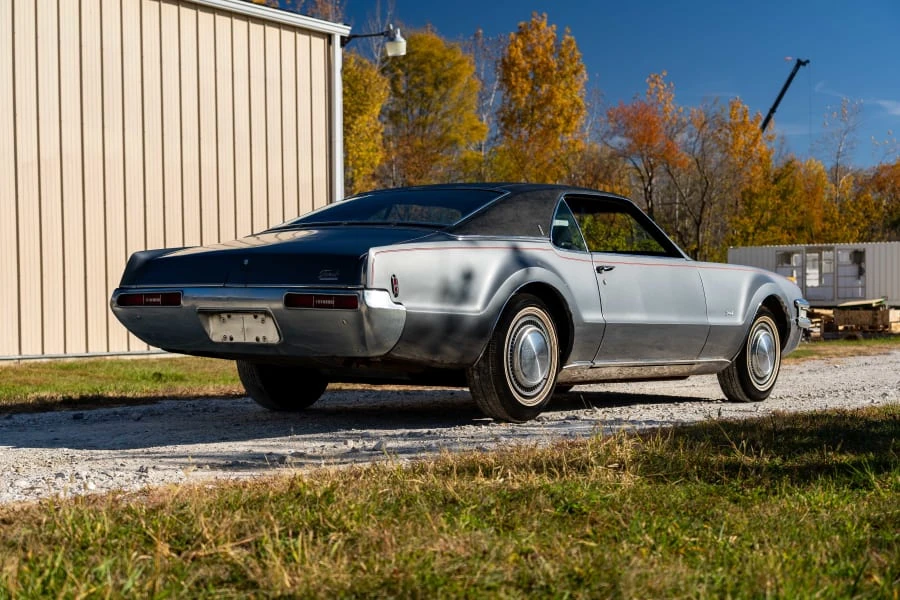 1969 Oldsmobile Toronado - Image 3 of 23