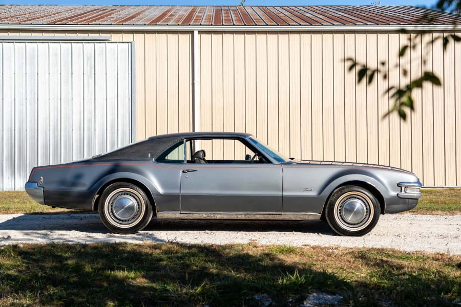 1969 Oldsmobile Toronado - Image 7 of 23