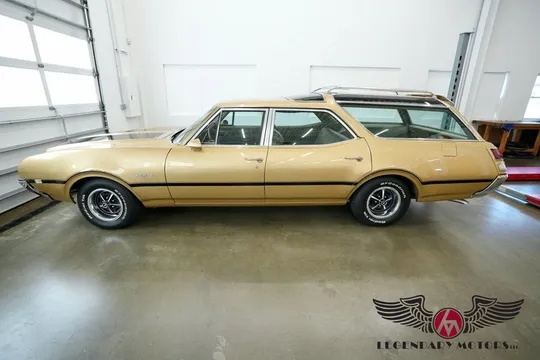 1969 Oldsmobile Vista Cruiser