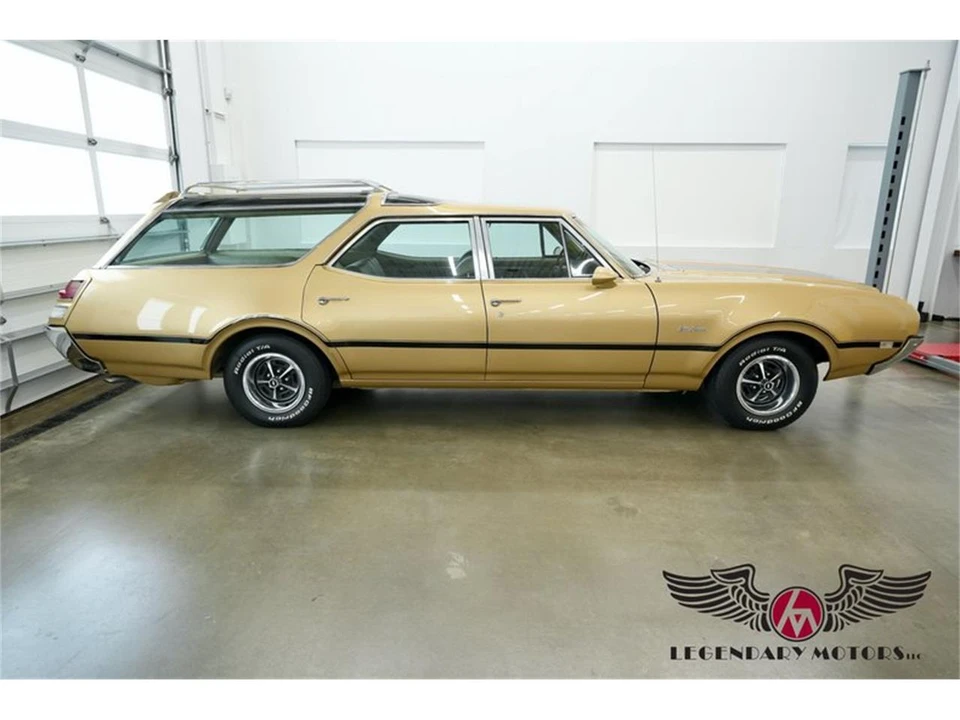 1969 Oldsmobile Vista Cruiser - Image 6 of 31