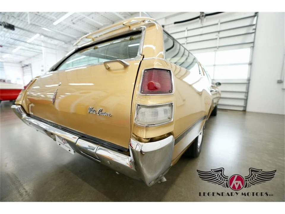 1969 Oldsmobile Vista Cruiser - Image 23 of 31