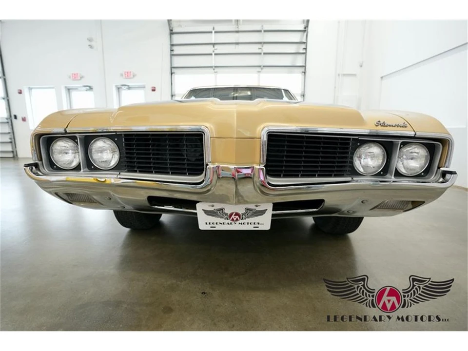 1969 Oldsmobile Vista Cruiser - Image 9 of 31
