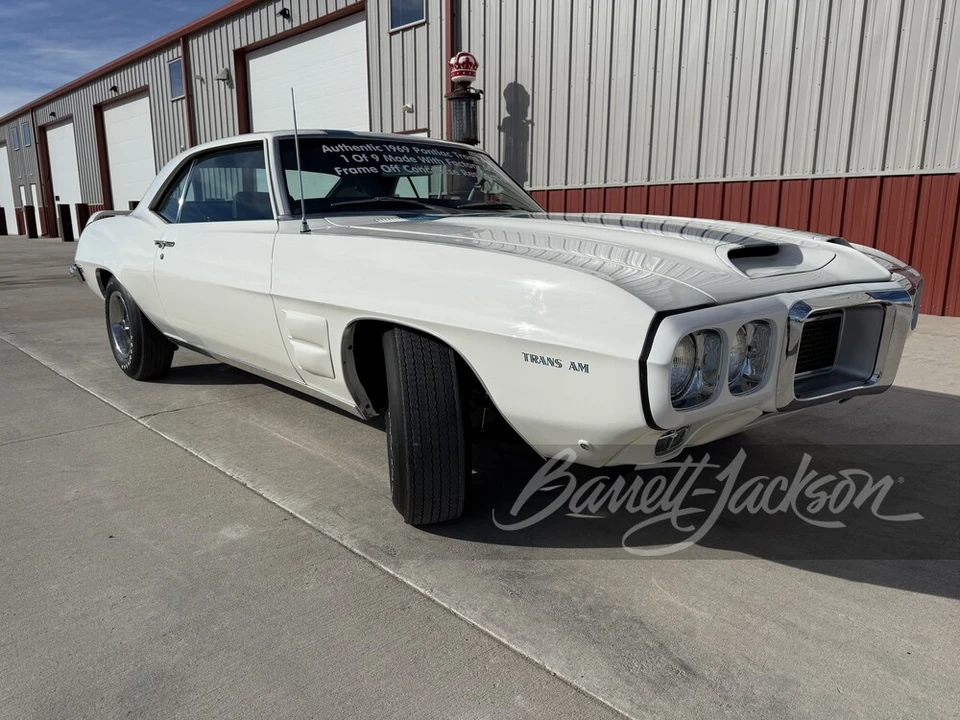 1969 Pontiac Firebird Trans Am 1st Gen - Image 24 of 31
