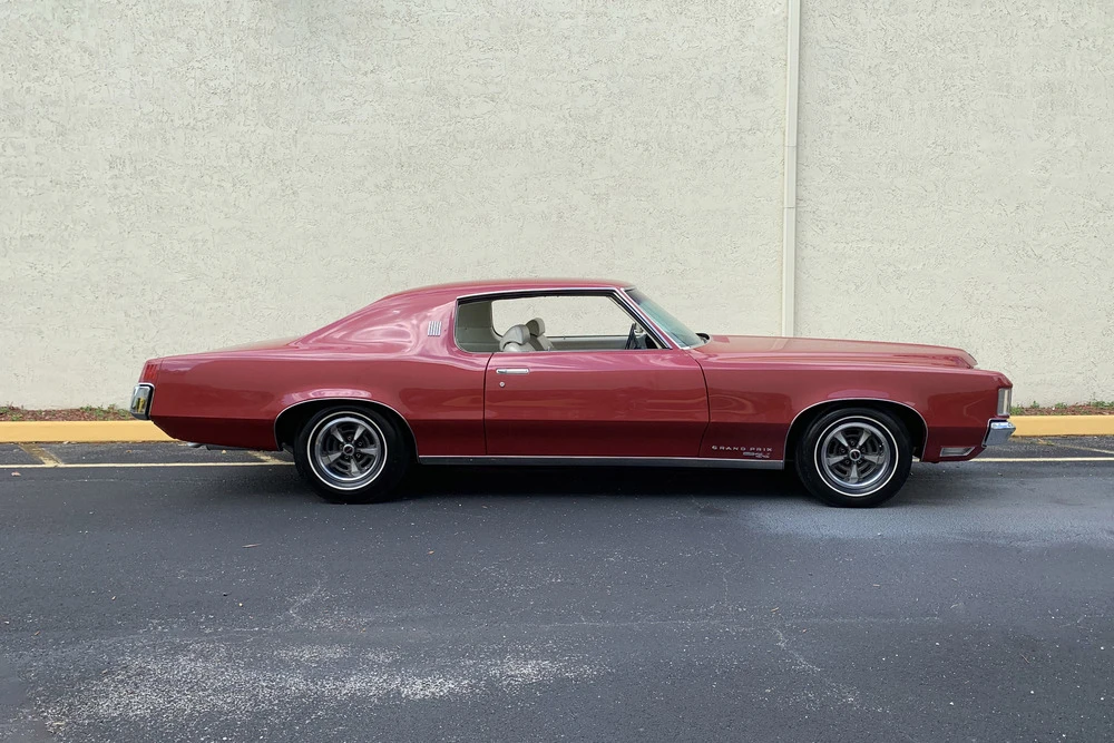 1969 Pontiac Grand Prix 2nd Gen - Image 5 of 11