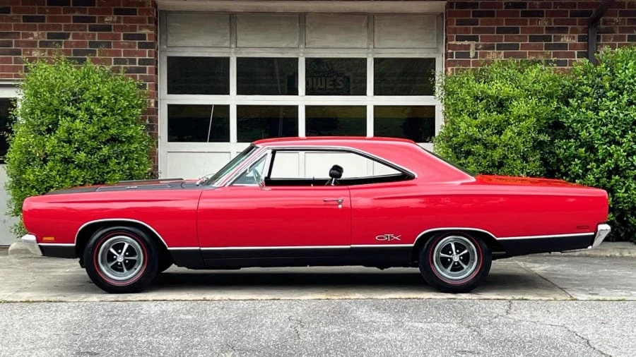 1969 Plymouth GTX - Image 2 of 18