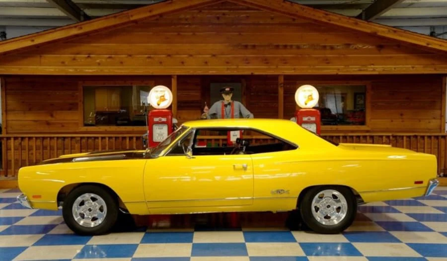 1969 Plymouth GTX - Image 2 of 14