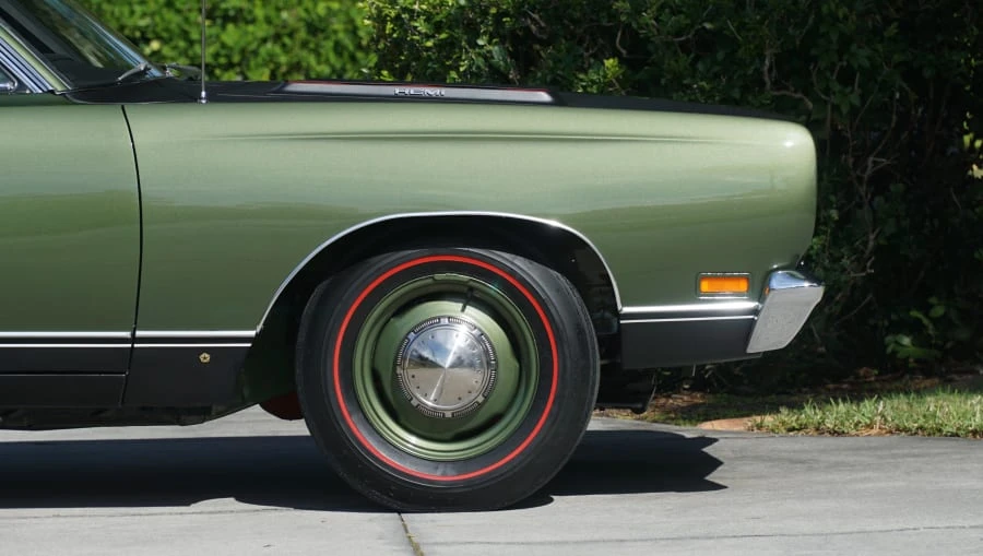 1969 Plymouth Hemi GTX - Image 27 of 31