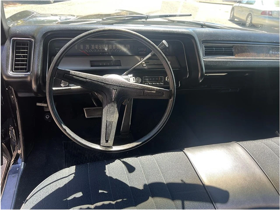 1969 Pontiac Bonneville 3rd Gen - Image 16 of 21