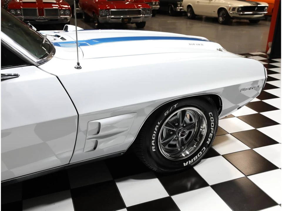 1969 Pontiac Firebird 1st Gen - Image 18 of 31