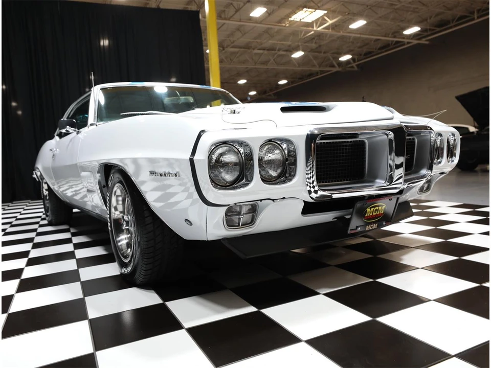 1969 Pontiac Firebird 1st Gen - Image 15 of 31