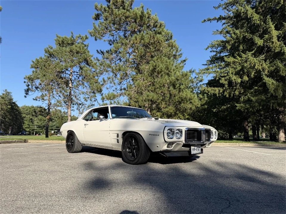 1969 Pontiac Firebird 1st Gen - Image 15 of 31