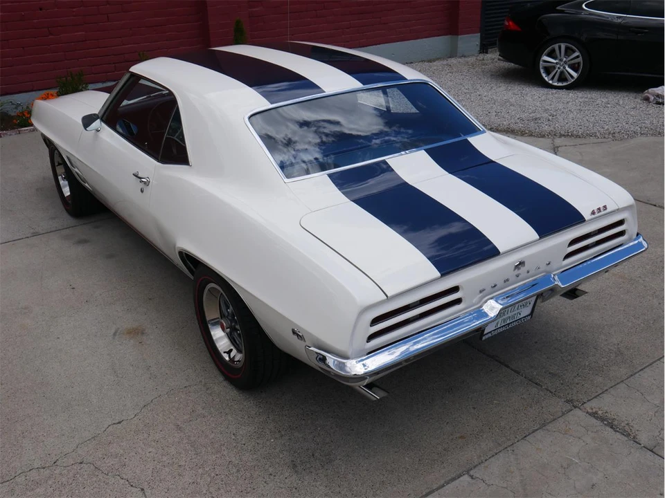 1969 Pontiac Firebird 1st Gen - Image 11 of 31