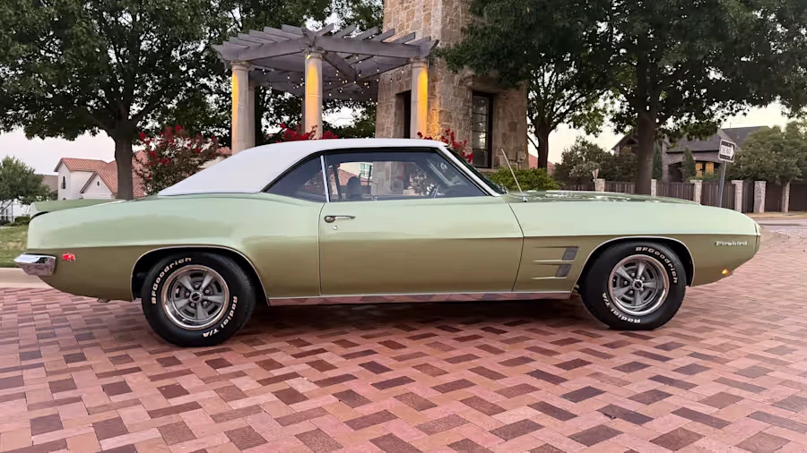 1969 Pontiac Firebird 1st Gen - Image 11 of 31