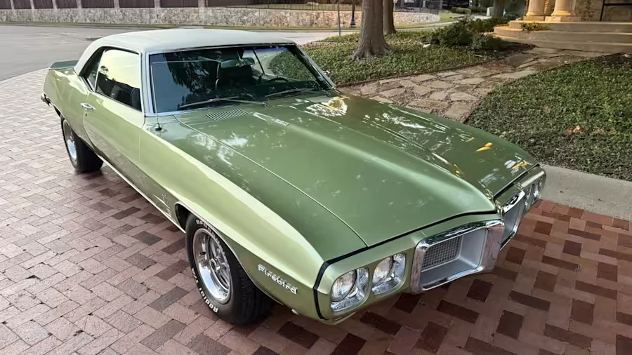 1969 Pontiac Firebird 1st Gen - Image 10 of 31