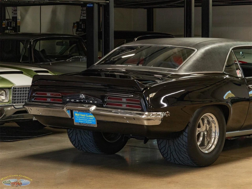 1969 Pontiac Firebird 1st Gen - Image 25 of 31