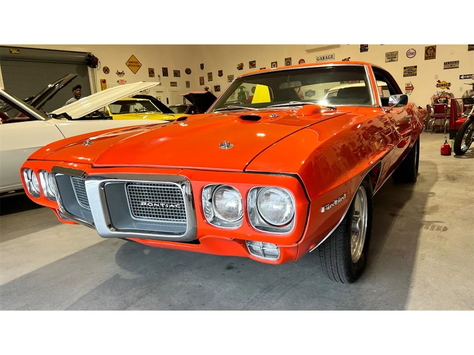 1969 Pontiac Firebird 1st Gen - Image 23 of 31