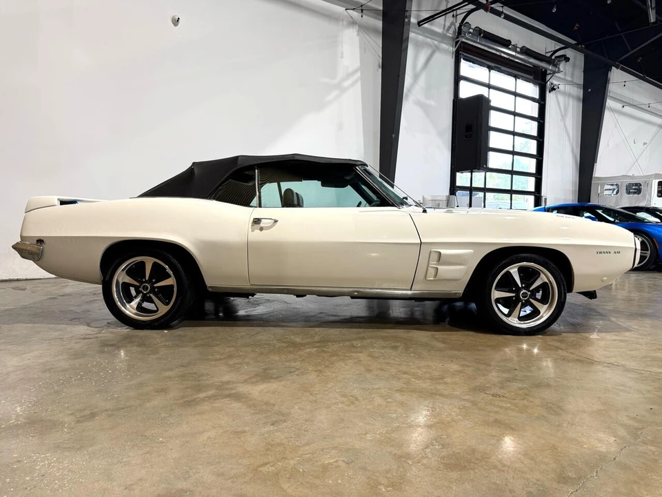 1969 Pontiac Firebird 1st Gen - Image 14 of 21
