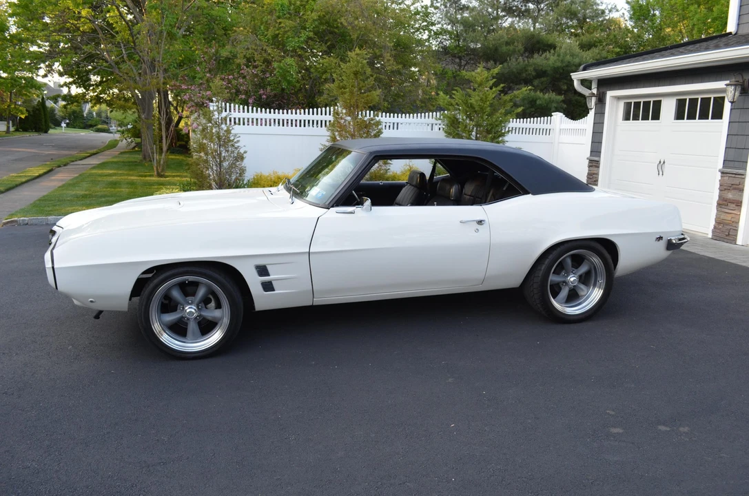 1969 Pontiac Firebird 1st Gen - Image 10 of 31