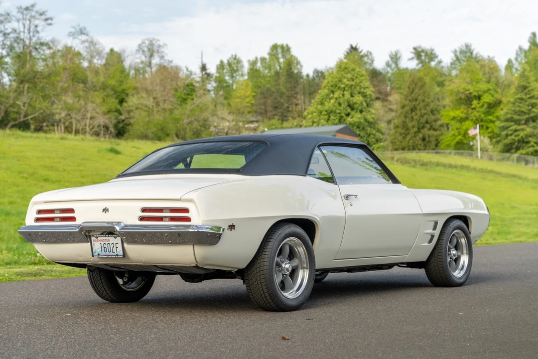 1969 Pontiac Firebird 1st Gen - Image 17 of 31