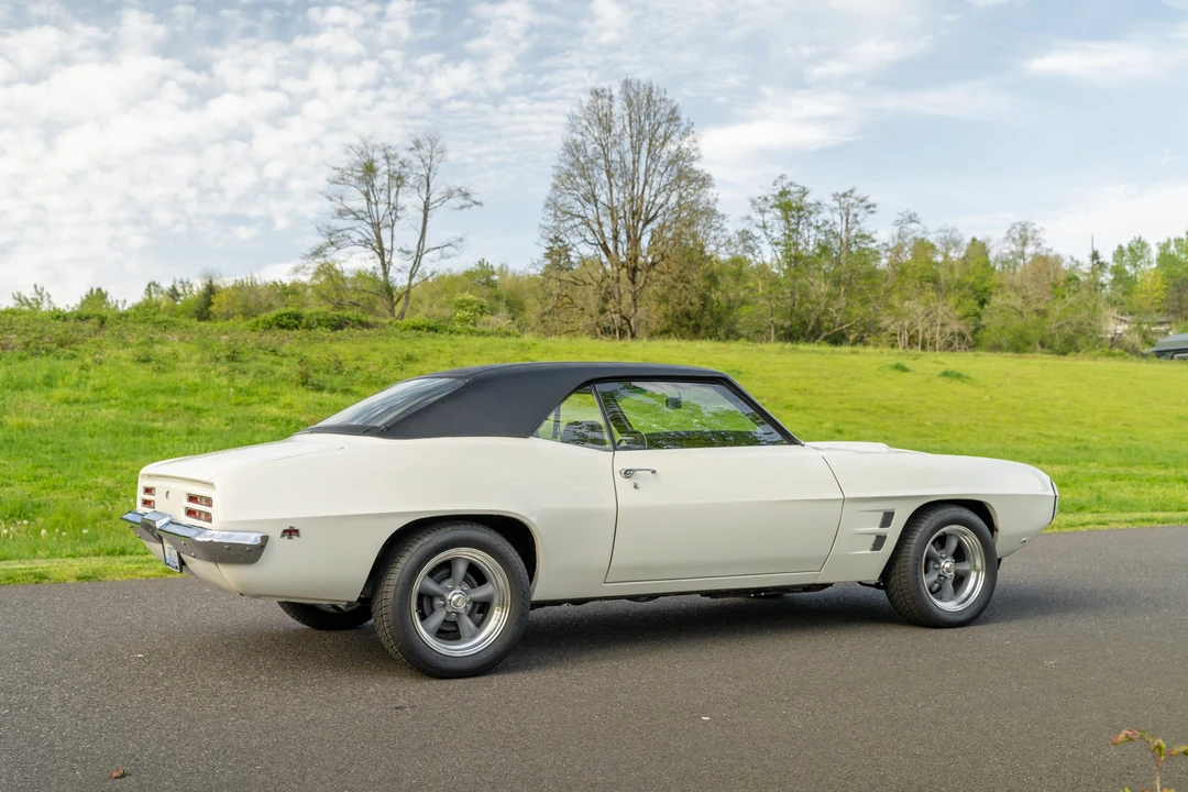 1969 Pontiac Firebird 1st Gen - Image 19 of 31