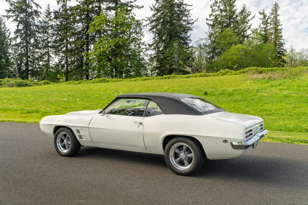 1969 Pontiac Firebird 1st Gen - Image 9 of 31
