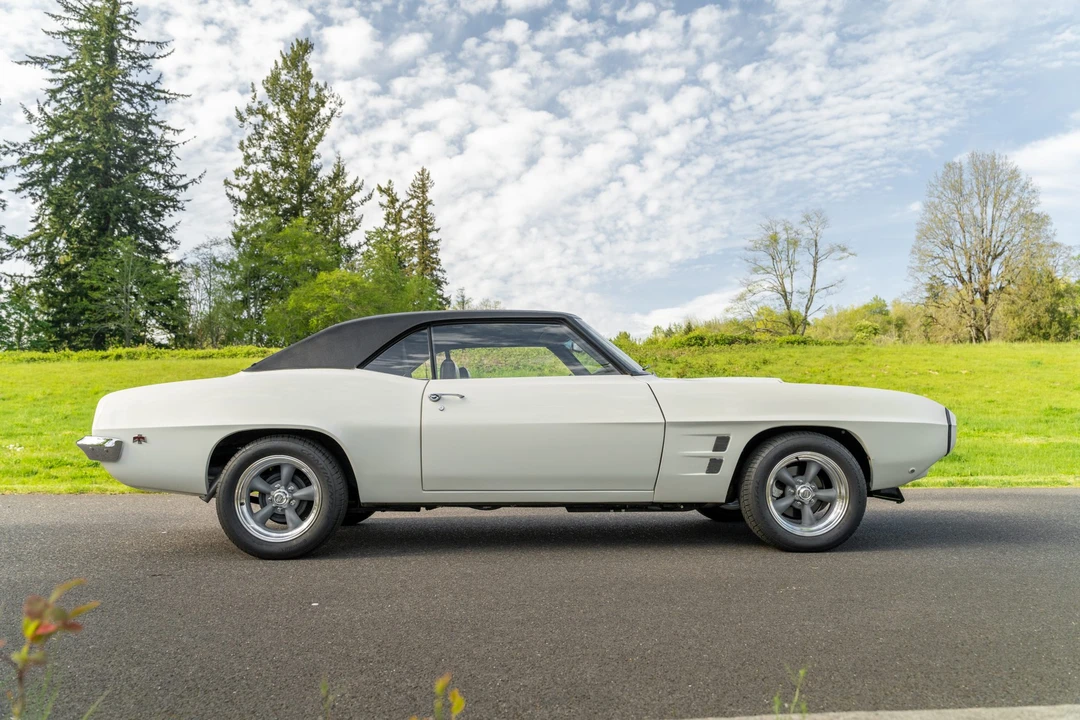 1969 Pontiac Firebird 1st Gen - Image 21 of 31