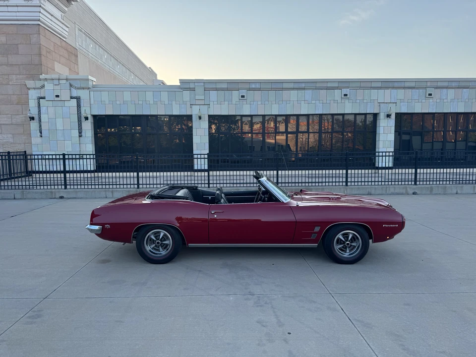 1969 Pontiac Firebird 1st Gen - Image 25 of 31