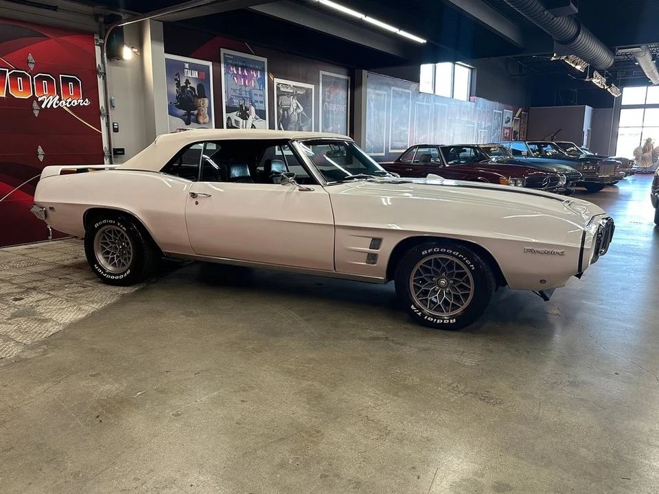 1969 Pontiac Firebird 1st Gen - Image 18 of 31