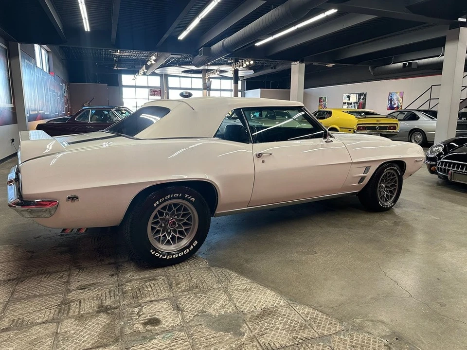 1969 Pontiac Firebird 1st Gen - Image 20 of 31