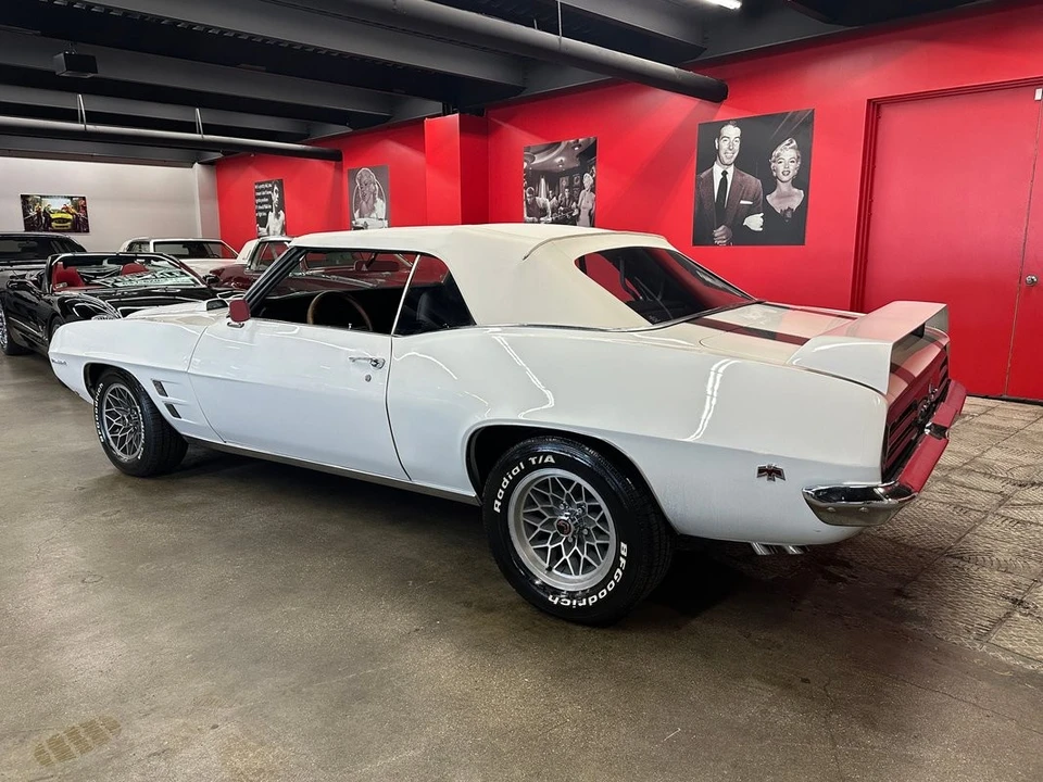 1969 Pontiac Firebird 1st Gen - Image 25 of 31