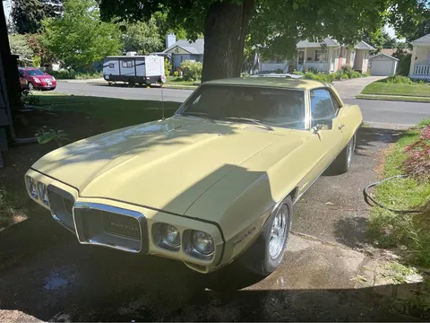 1969 Pontiac Firebird Coupe 2D