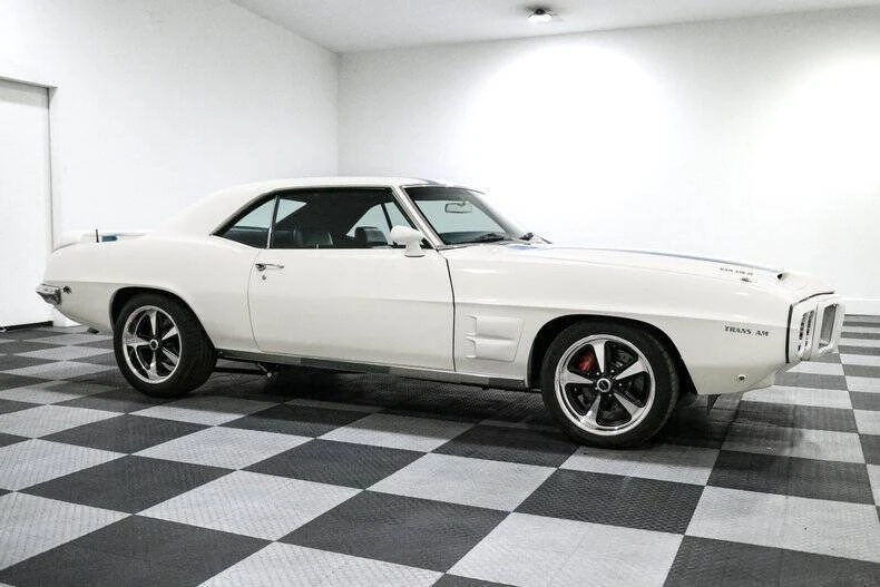 1969 Pontiac Firebird 1st Gen - Image 10 of 20