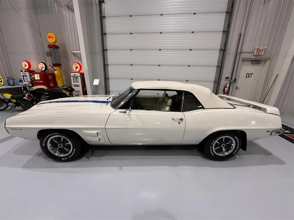 1969 Pontiac Firebird Trans Am 1st Gen - Image 2 of 31