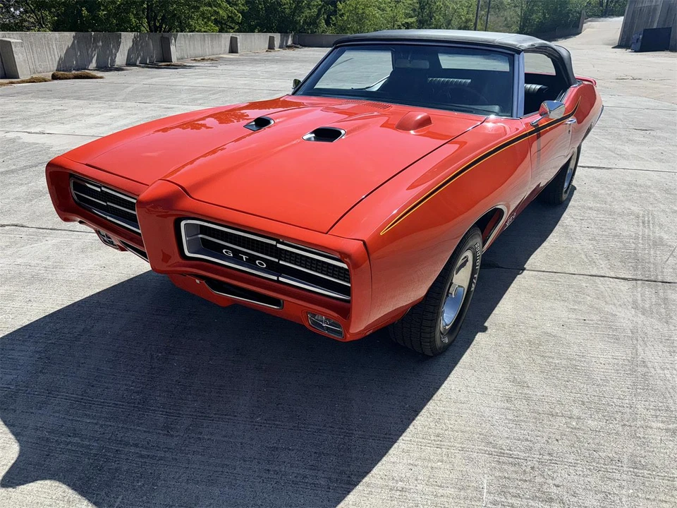 1969 Pontiac GTO 2nd Gen - Image 10 of 31