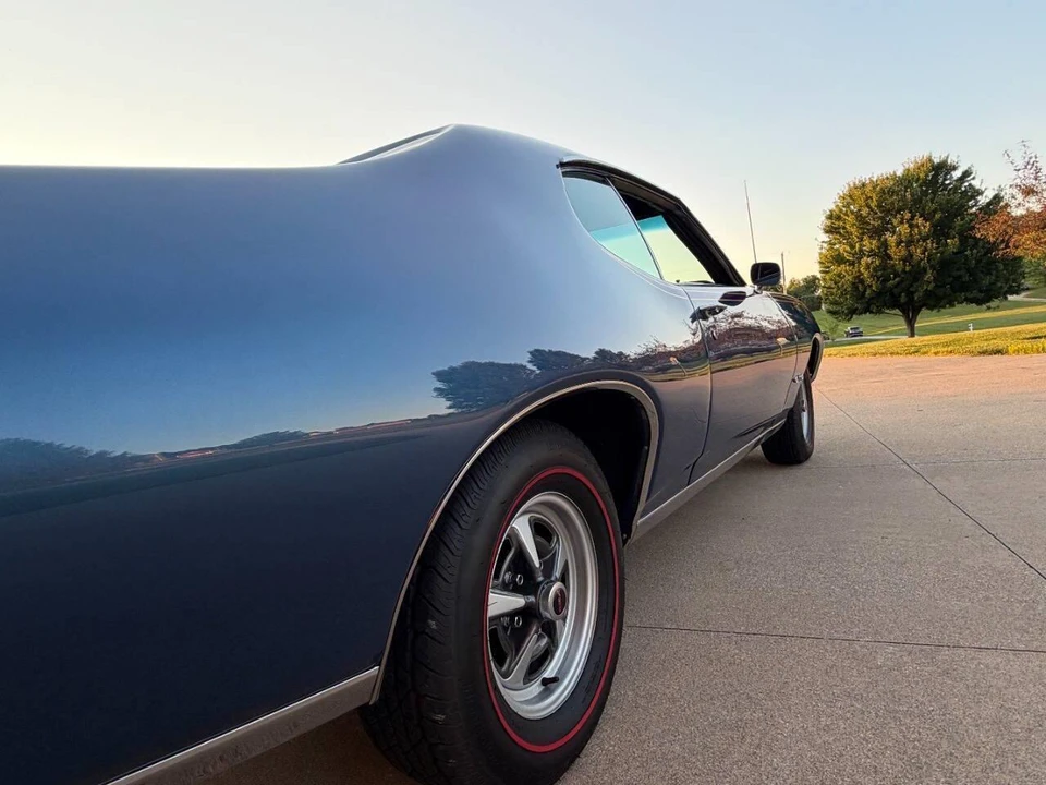 1969 Pontiac GTO 2nd Gen - Image 16 of 31