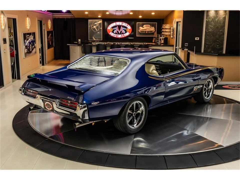 1969 Pontiac GTO 2nd Gen - Image 14 of 31