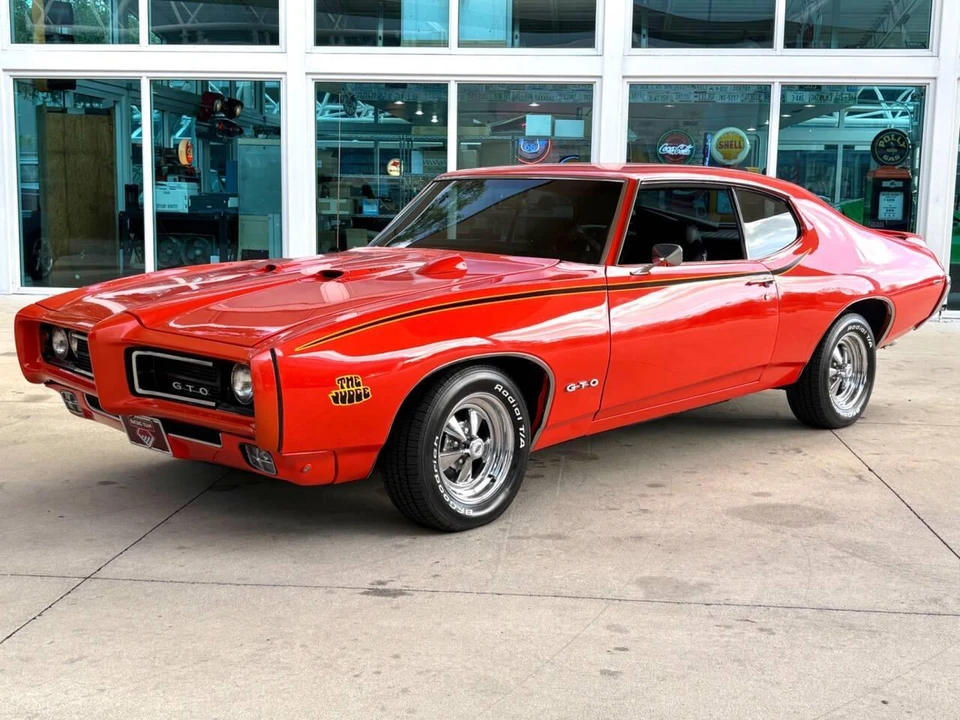 1969 Pontiac GTO 2nd Gen - Image 12 of 31