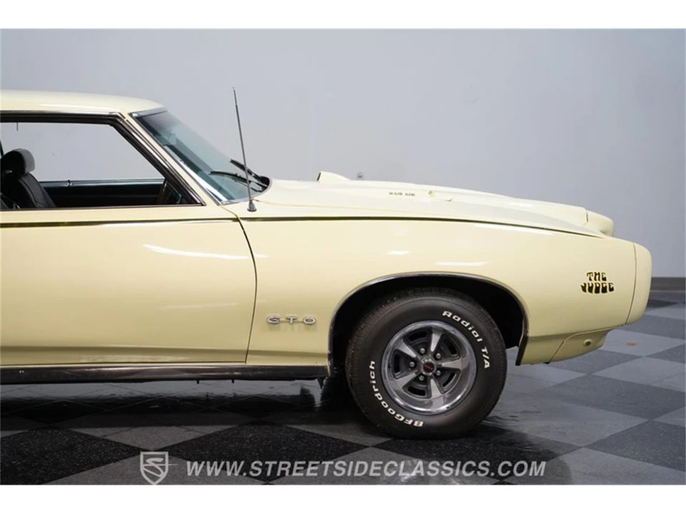 1969 Pontiac GTO 2nd Gen - Image 22 of 31