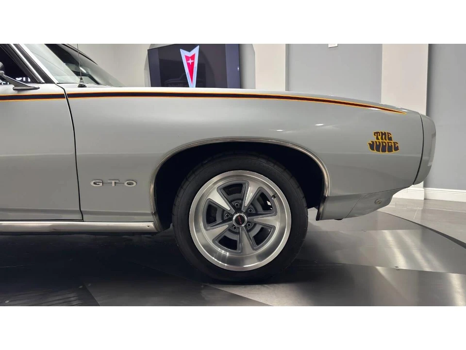 1969 Pontiac GTO 2nd Gen - Image 12 of 31