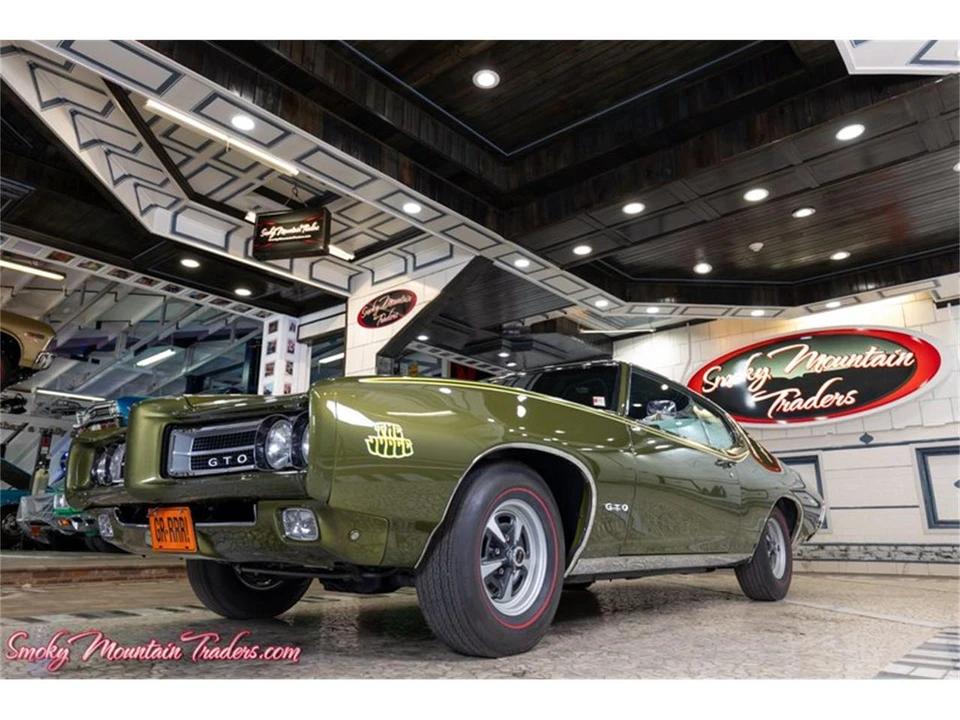 1969 Pontiac GTO 2nd Gen - Image 11 of 31