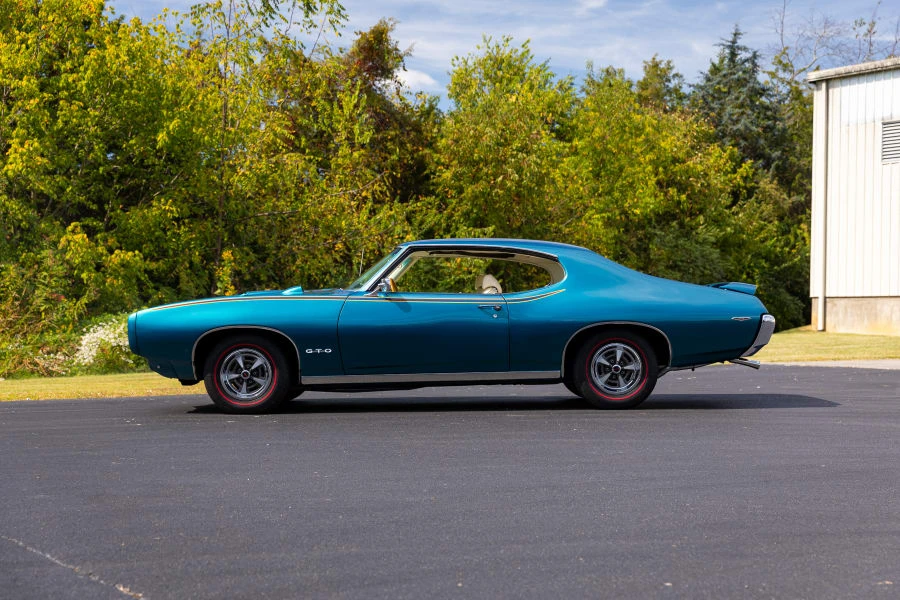1969 Pontiac GTO 2nd Gen - Image 24 of 31
