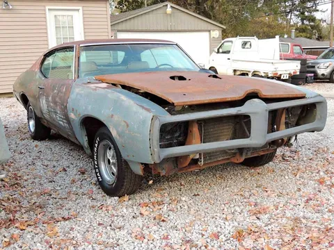 1969 Pontiac GTO Coupe 2D