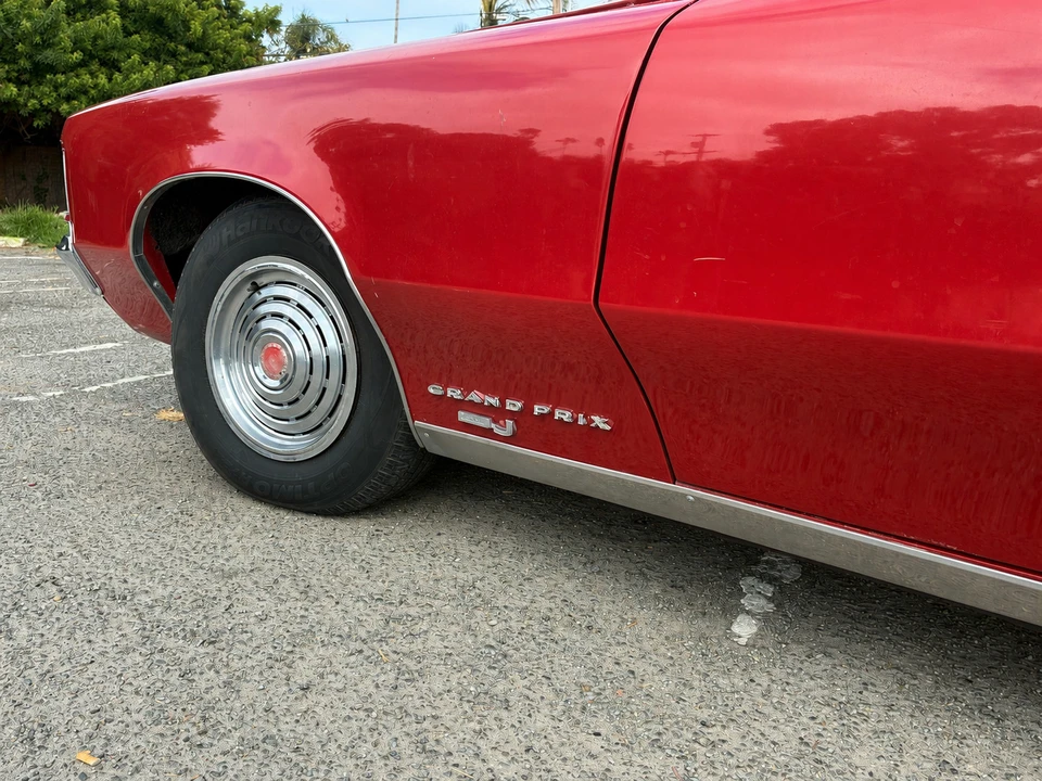 1969 Pontiac Grand Prix 2nd Gen - Image 13 of 31
