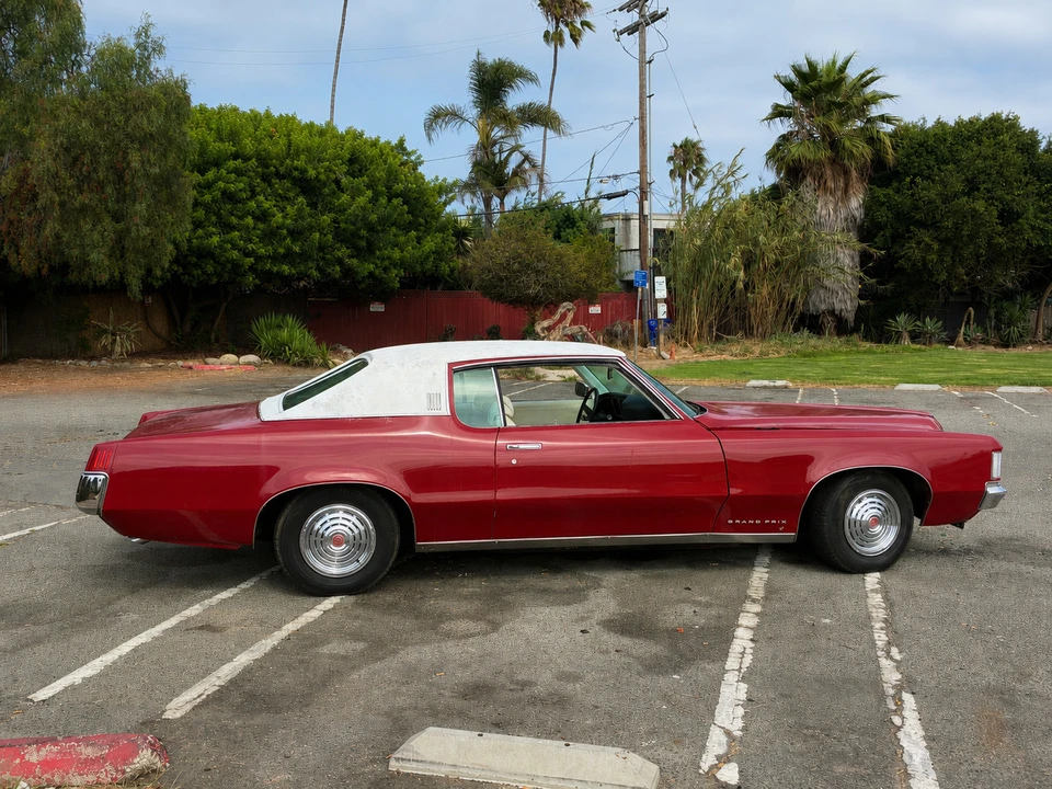 1969 Pontiac Grand Prix 2nd Gen - Image 17 of 31
