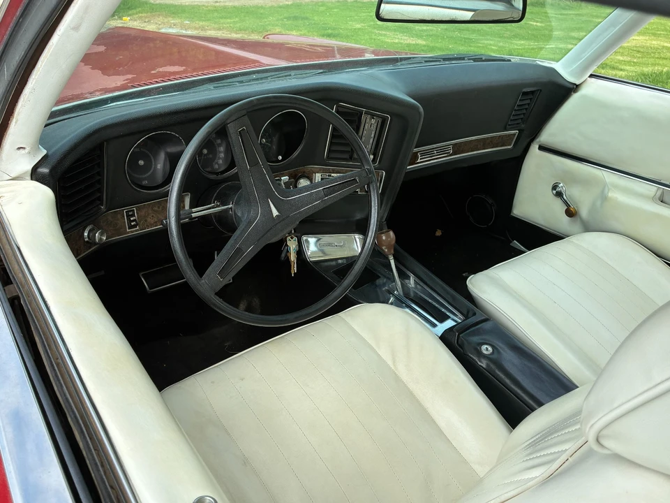 1969 Pontiac Grand Prix 2nd Gen - Image 27 of 31