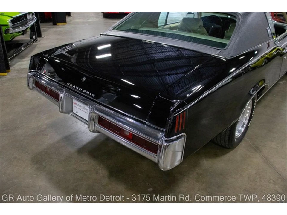 1969 Pontiac Grand Prix 2nd Gen - Image 15 of 31
