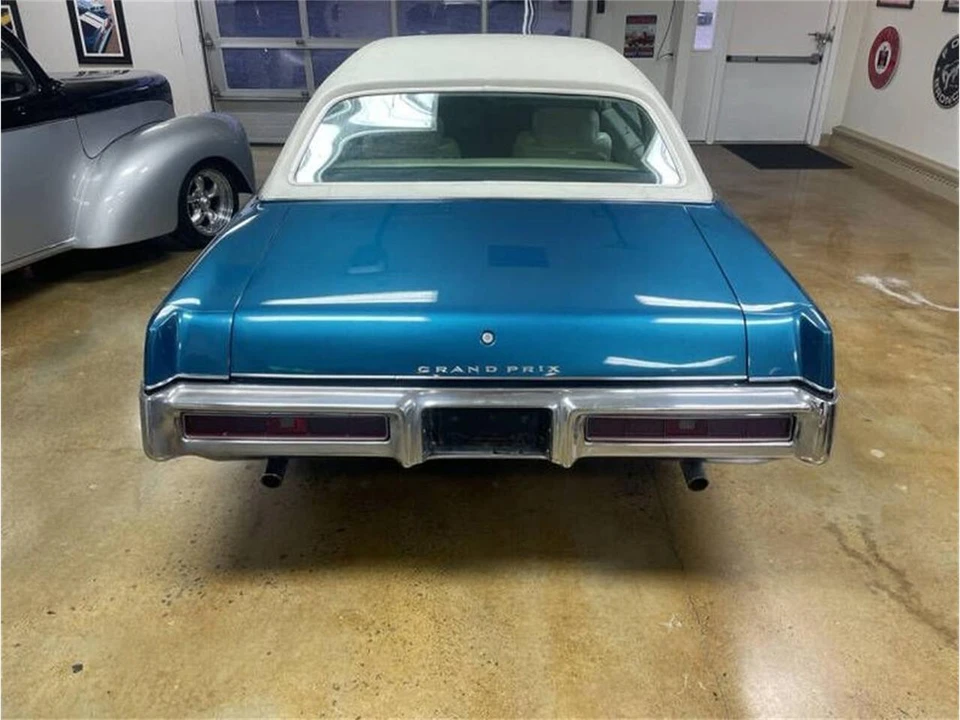 1969 Pontiac Grand Prix 2nd Gen - Image 4 of 5