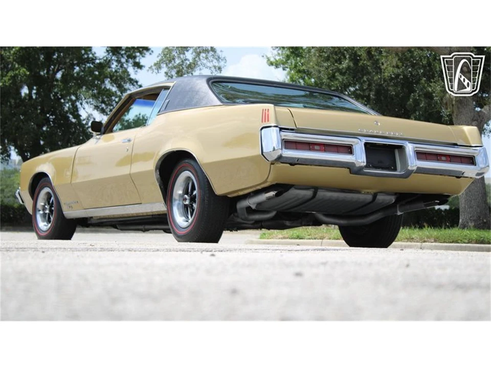 1969 Pontiac Grand Prix 2nd Gen - Image 11 of 31