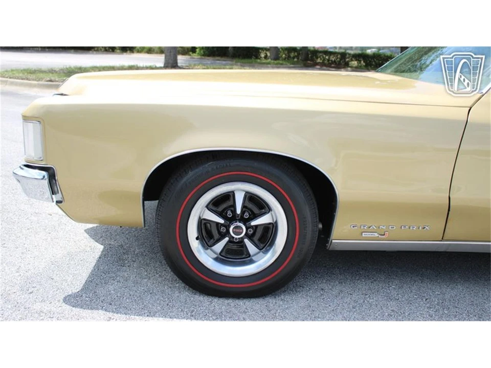 1969 Pontiac Grand Prix 2nd Gen - Image 28 of 31