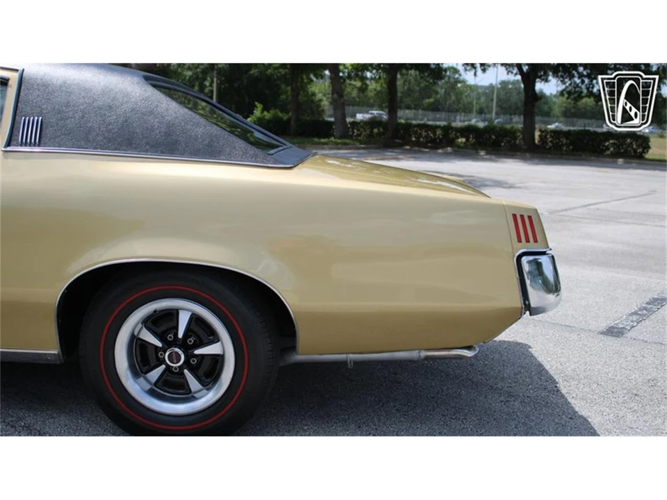 1969 Pontiac Grand Prix 2nd Gen - Image 30 of 31